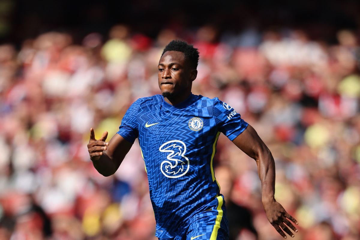 Baba Rahman gia nhập Reading FC dưới dạng cho mượn từ Chelsea - The Tilehurst End