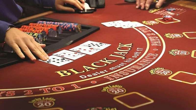 Cách chơi Blackjack chuẩn đơn giản cho người đặt cược