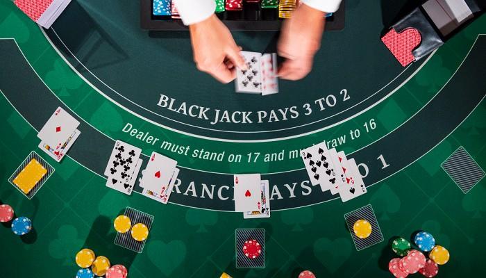 Quân Át trong trò Blackjack Trung Quốc được bao nhiêu điểm? - Gamebai88